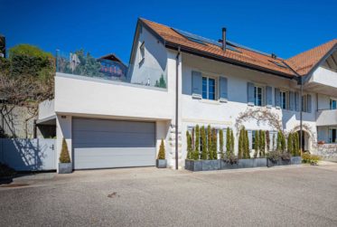 5 Pièces Maison, Maison villageoise