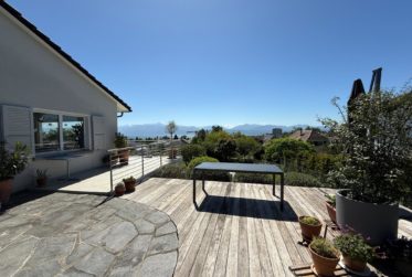 Exceptionnel ! Appartement 6 pièces avec vue imprenable sur le lac