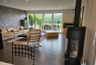 Penthaz, maison mitoyenne de 5 pièces - 155 m2 hab, vue campagne