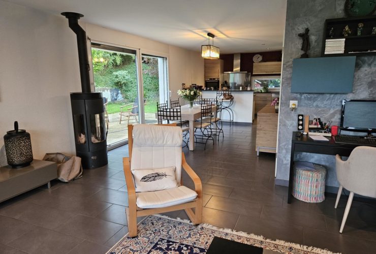 Penthaz, maison mitoyenne de 5 pièces - 155 m2 hab, vue campagne
