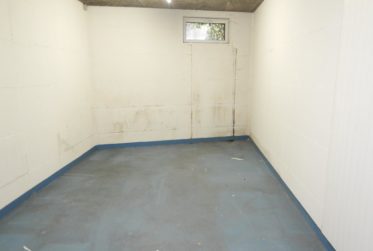 Dépôt à louer dans la zone industrielle