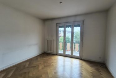 Appartement de 2½ pièces au 4ème étage proche de la gare