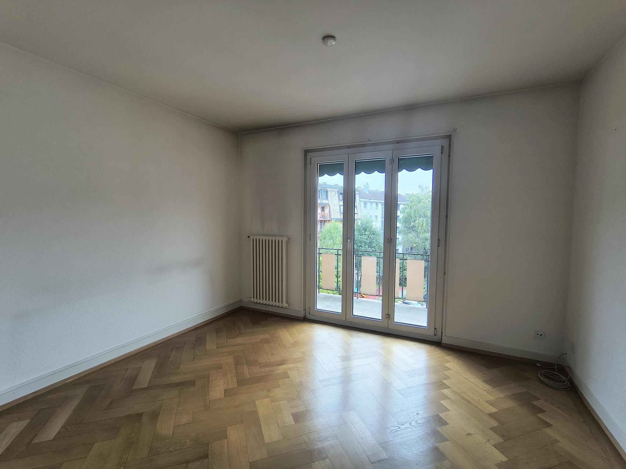 Appartement de 2½ pièces au 4ème étage proche de la gare