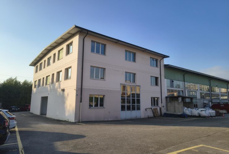 Local commercial au rez