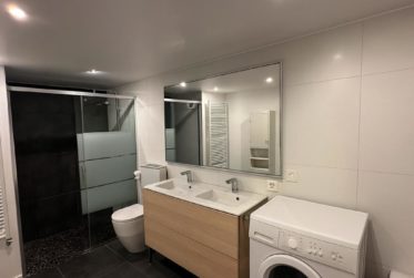 A la campagne, vaste triplex