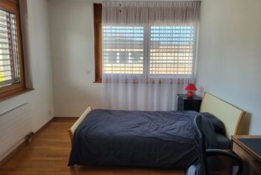 Chambre meublée N° 3