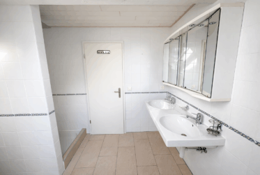 Maison de village spacieuse : l'authenticité à 5 minutes de la gare