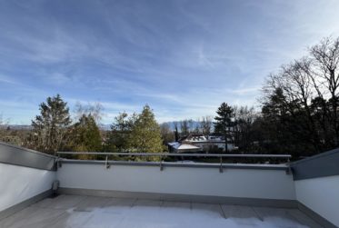 Rare : 5½ pièces en attique avec entrée indépendante