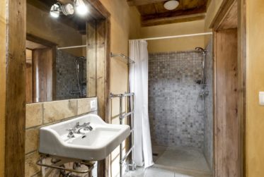 MAGNIFIQUE DEMEURE RÉNOVÉE DU XIXÈME SIÈCLE