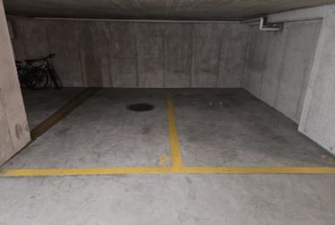Exclusif : Place de parc actuellement louée - Parking souterrain