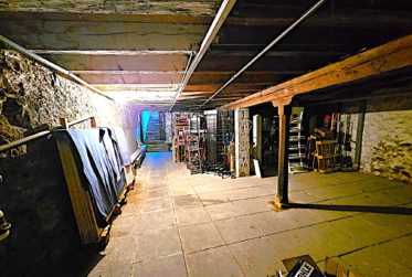 Pour investisseur : Immeuble locatif mixte bien situé