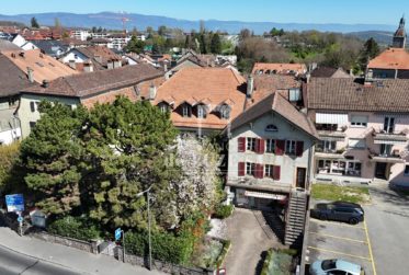 Pour investisseur : Immeuble locatif mixte bien situé