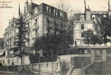 Surplombant le lac : 1.5 pièce avec mezzanine et balcon