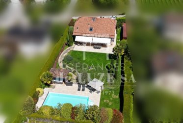 Exclusif : Villa individuelle familiale de 6.5 pièces avec piscine