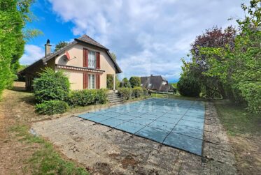 EN EXCLUSIVITE - Spacieuse villa individuelle familiale de 6 pièces