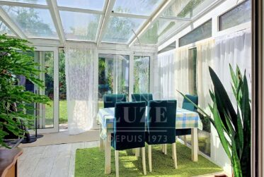 EN EXCLUSIVITÉ – VILLA FAMILIALE DE 6 PIÈCES AVEC JARDIN PRIVATIF