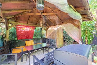 EN EXCLUSIVITÉ – VILLA FAMILIALE DE 6 PIÈCES AVEC JARDIN PRIVATIF
